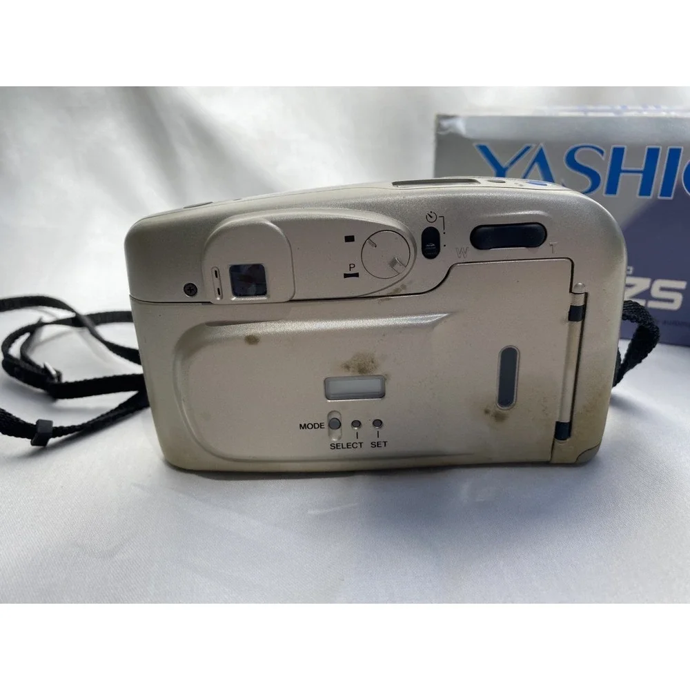 Yashica‎ EZS Zoom 105 35mm PANORAMIC Film Camera *NOT TESTED*